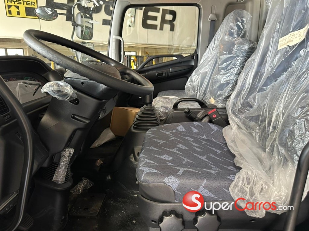 2026 Hino FG — foto 6 / 11