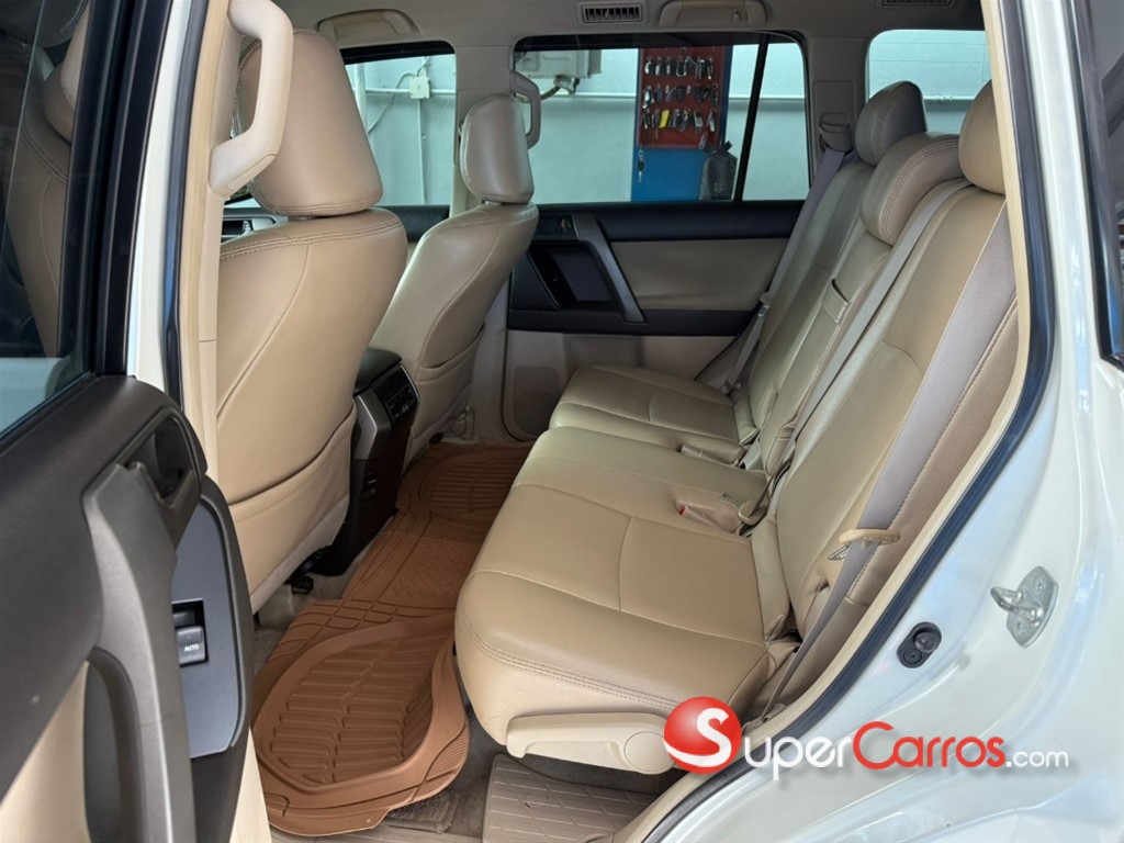 2011 Toyota Land Cruiser Prado — foto 11 / 12