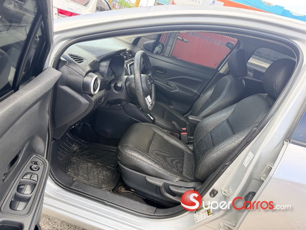 2020 Nissan Versa — foto 7 / 10