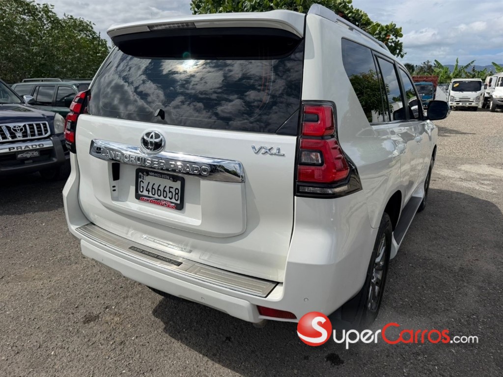 2019 Toyota Land Cruiser Prado VXL — foto 4 / 9