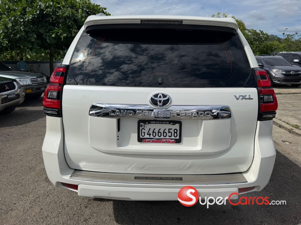 2019 Toyota Land Cruiser Prado VXL — foto 5 / 9
