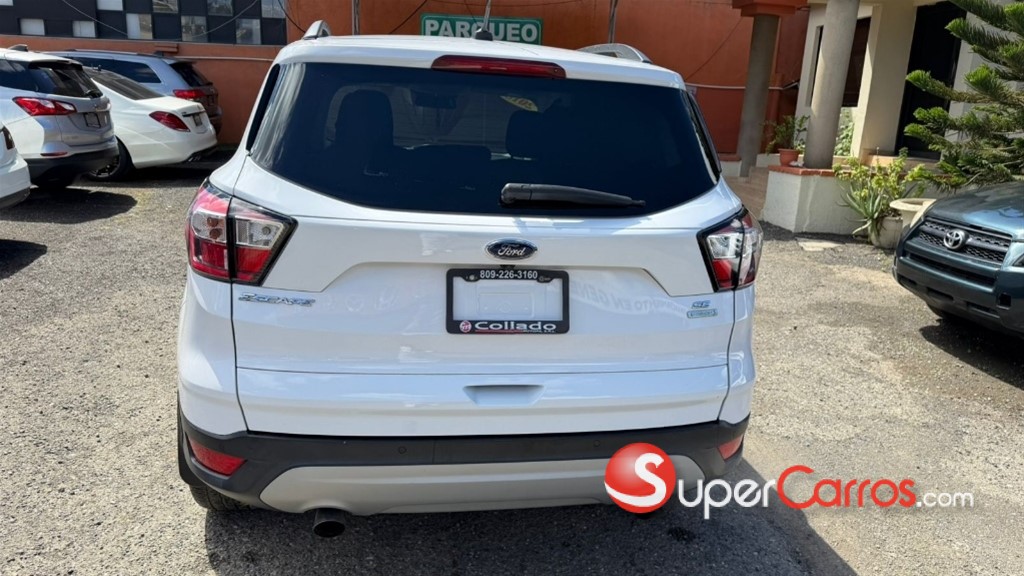 2018 Ford Escape SE — foto 2 / 10