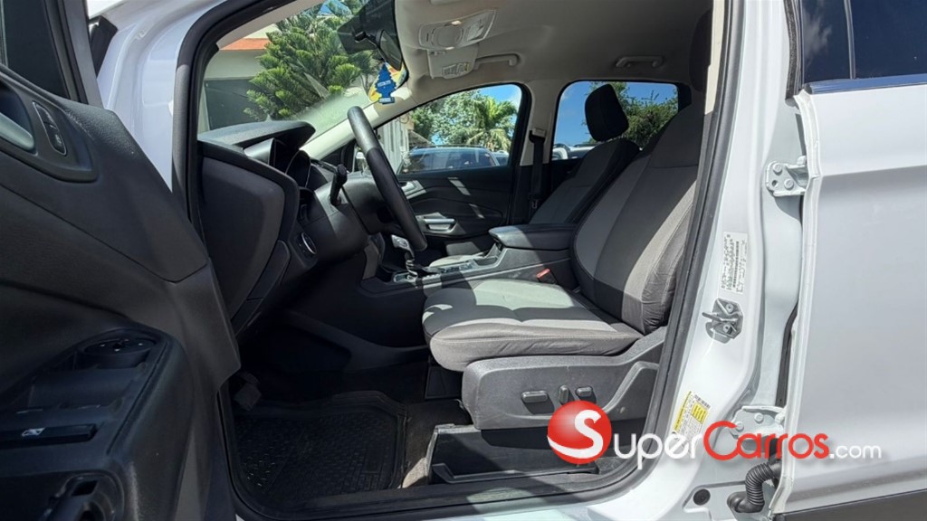 2018 Ford Escape SE — foto 7 / 10