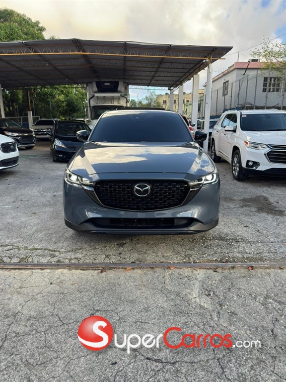 2025 Mazda CX-5 Carbon Edition — foto 4 / 12