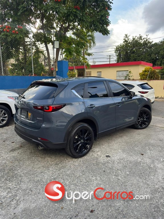 2025 Mazda CX-5 Carbon Edition — foto 5 / 12