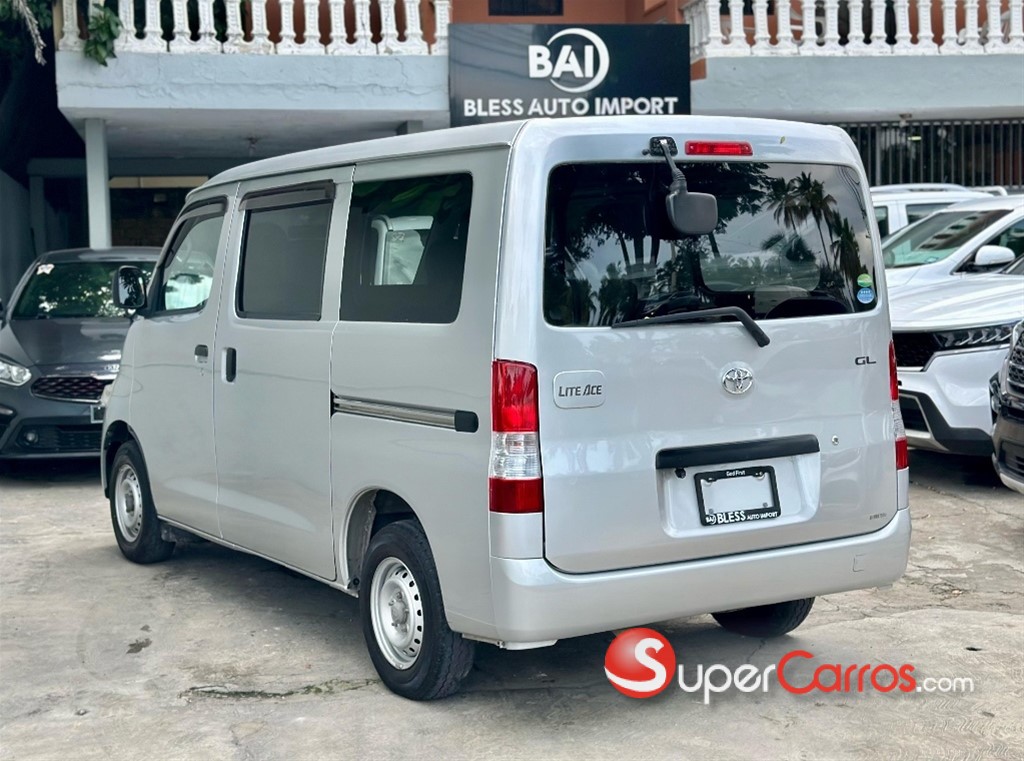 2020 Toyota Town-Ace — foto 4 / 9