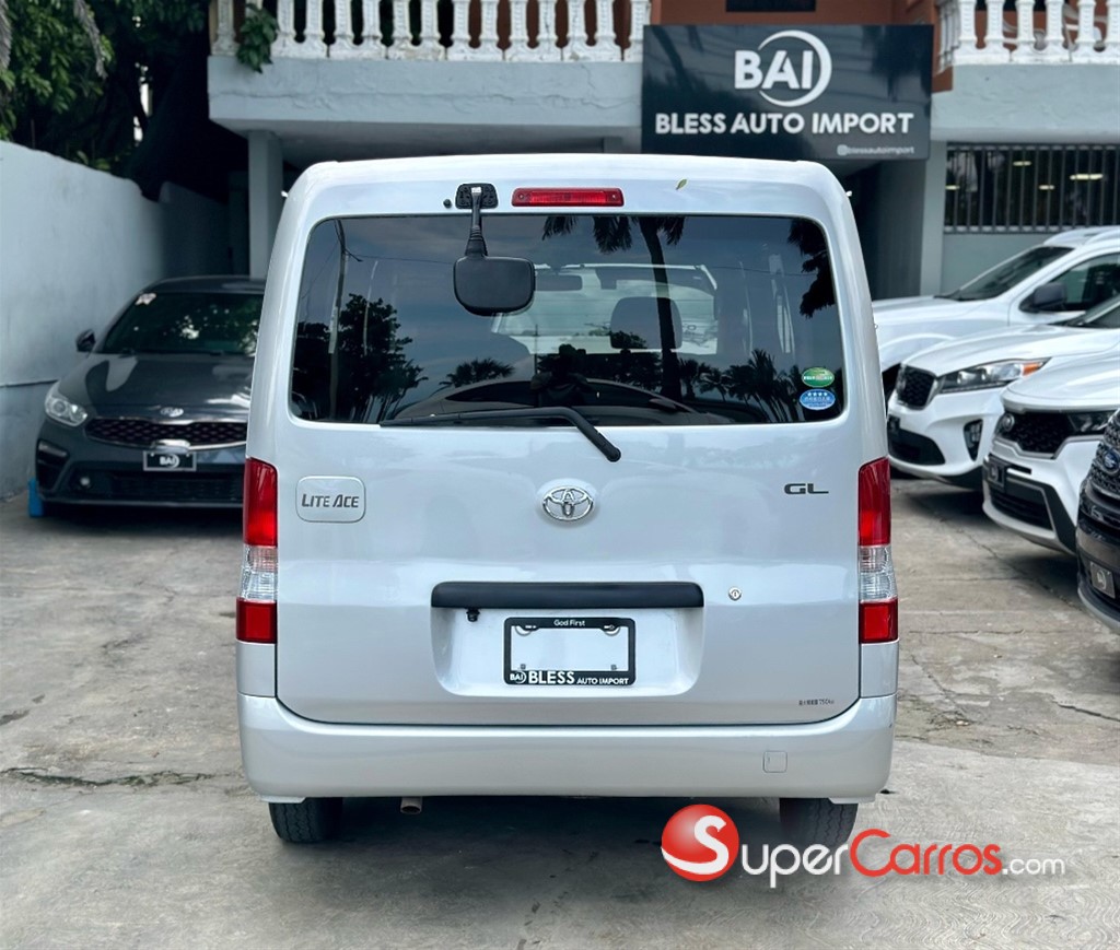2020 Toyota Town-Ace — foto 5 / 9