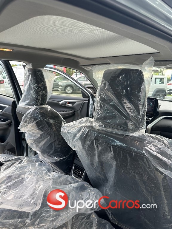 2025 Suzuki Grand Vitara GLX — foto 8 / 12