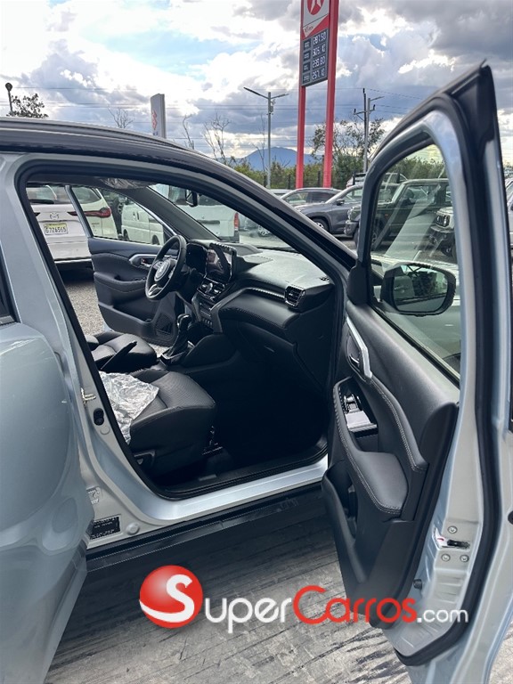 2025 Suzuki Grand Vitara GLX — foto 10 / 12