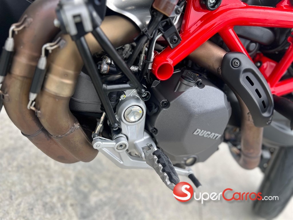 2022 Ducati Hypermotard — foto 8 / 9