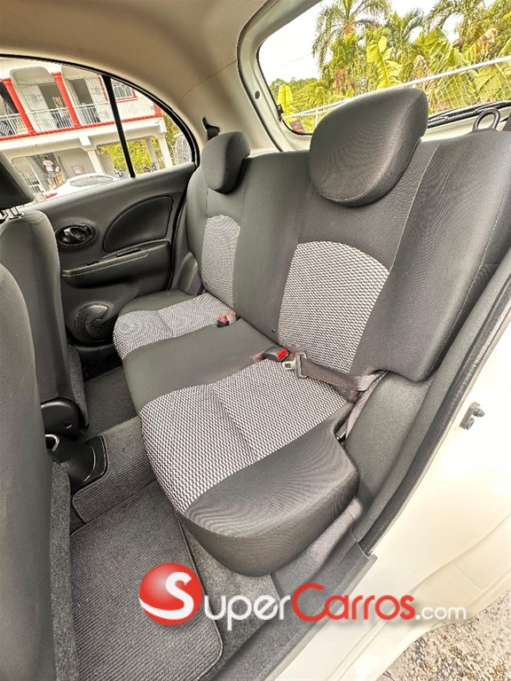 2020 Nissan March — foto 8 / 9