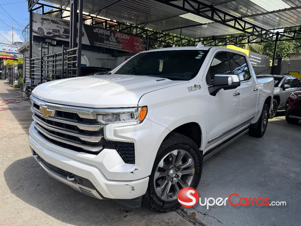 2023 Chevrolet Silverado High Country Duramax — foto 3 / 12