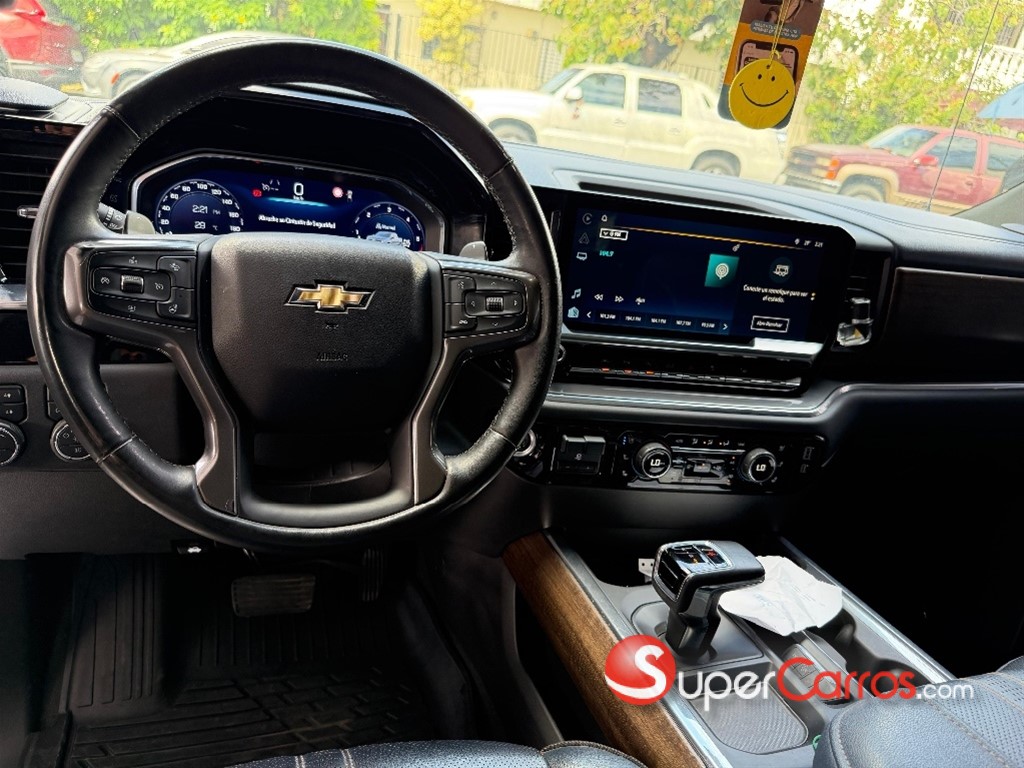 2023 Chevrolet Silverado High Country Duramax — foto 9 / 12