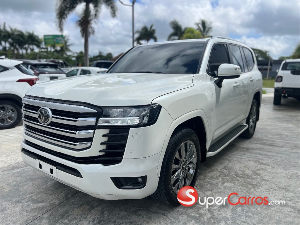 2022 Toyota Land Cruiser 300 GXR — foto 3 / 11