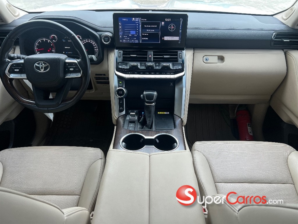 2022 Toyota Land Cruiser 300 GXR — foto 6 / 11