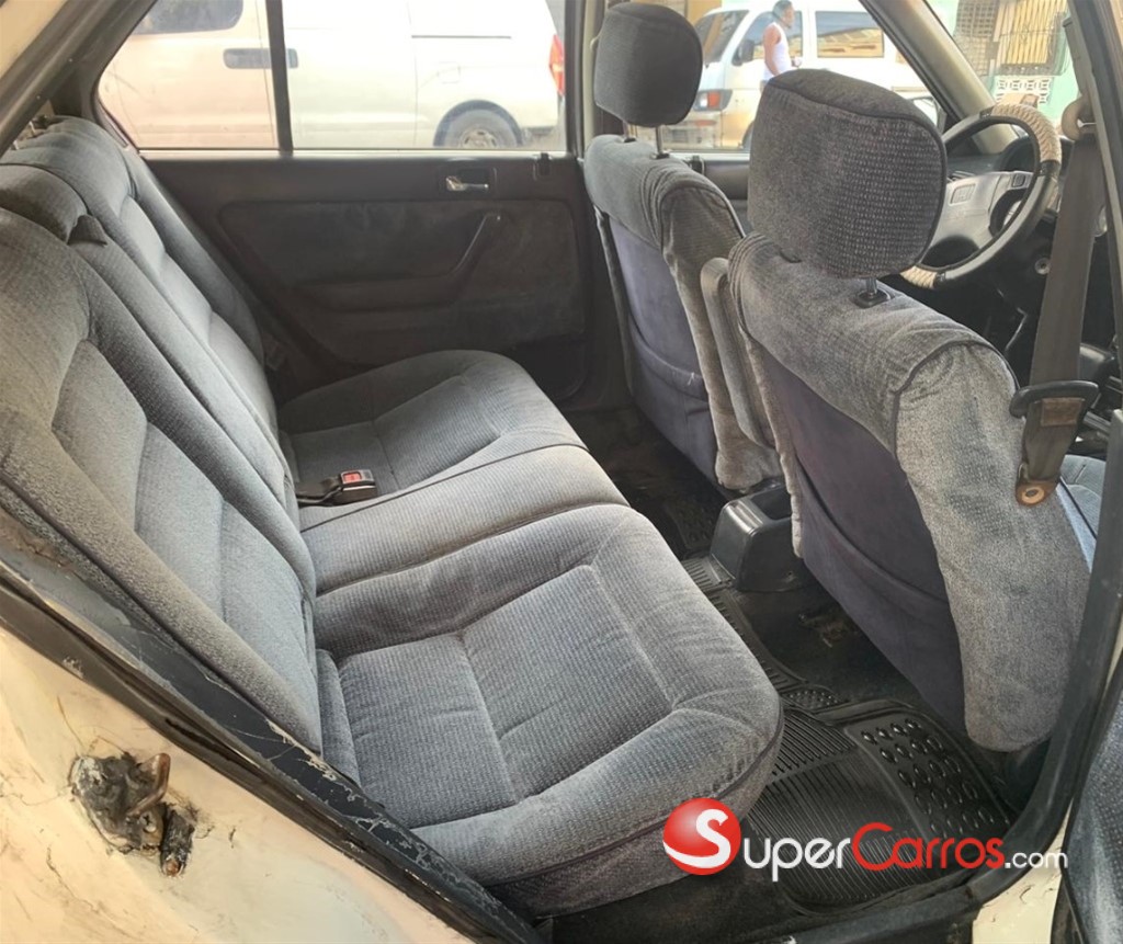 1991 Honda Accord LX — foto 9 / 12