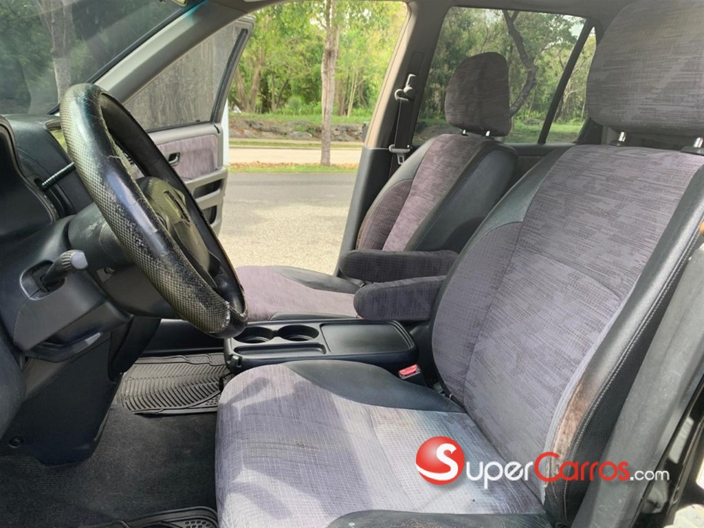 2003 Honda CR-V LX — foto 8 / 12
