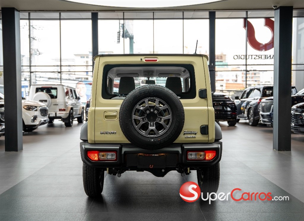 2026 Suzuki Jimny — foto 8 / 9