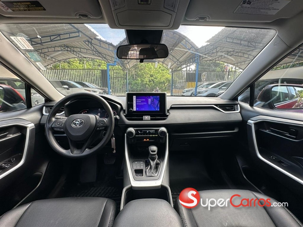2024 Toyota RAV4 LE — foto 3 / 8
