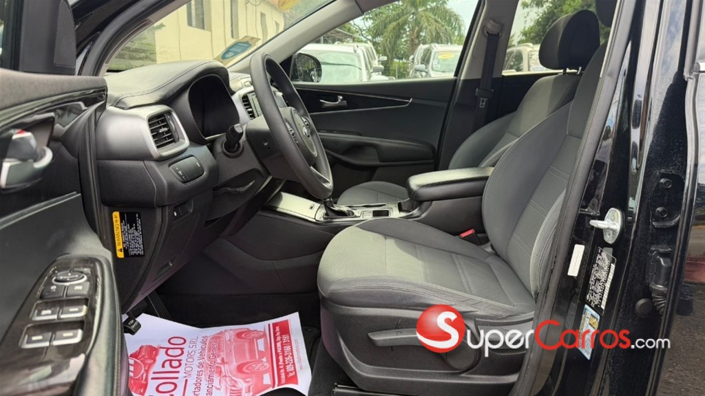 2016 Kia Sorento LX — foto 7 / 10