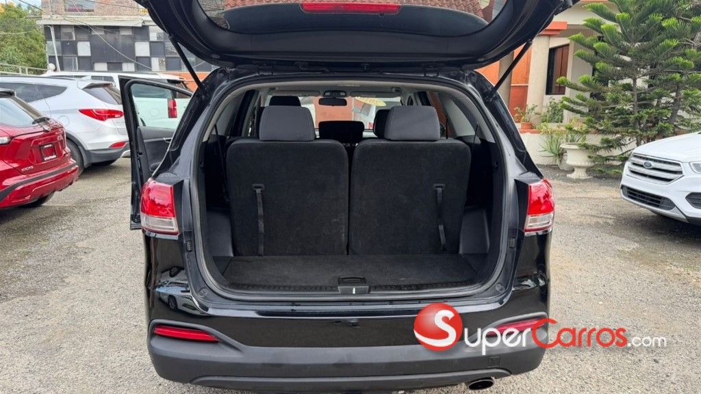 2016 Kia Sorento LX — foto 9 / 10