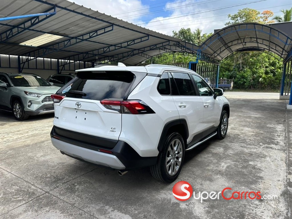 2023 Toyota RAV4 LE — foto 4 / 12