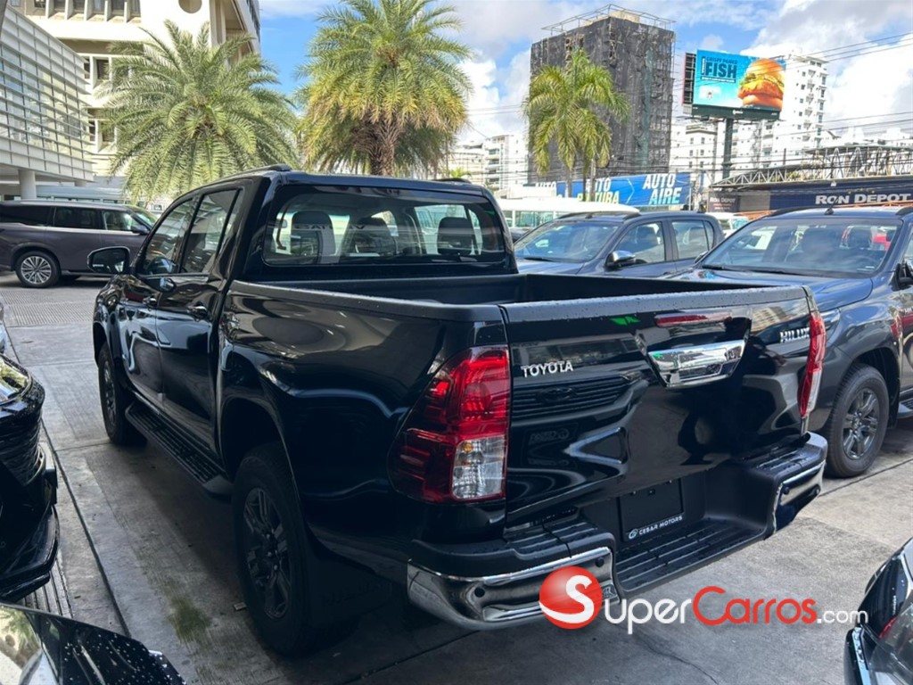 2026 Toyota Hilux — foto 7 / 8