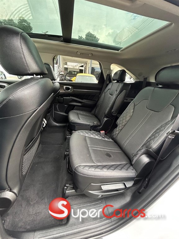 2021 Kia Sorento SX — foto 10 / 12