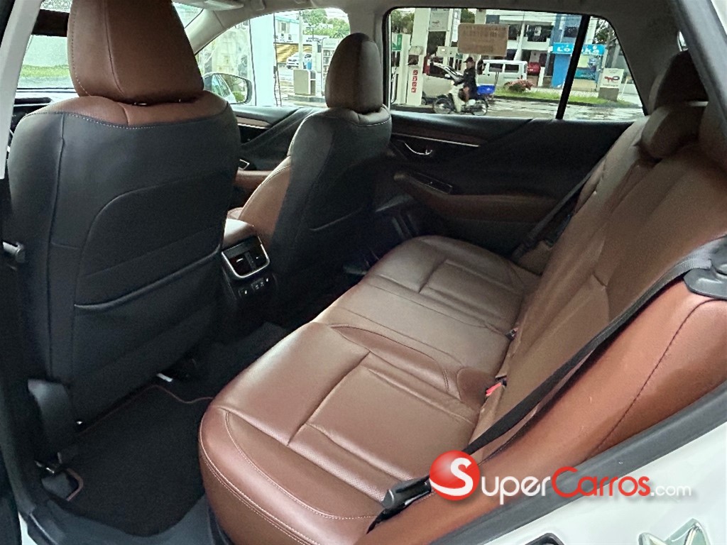 2020 Subaru Outback TOURING — foto 9 / 10