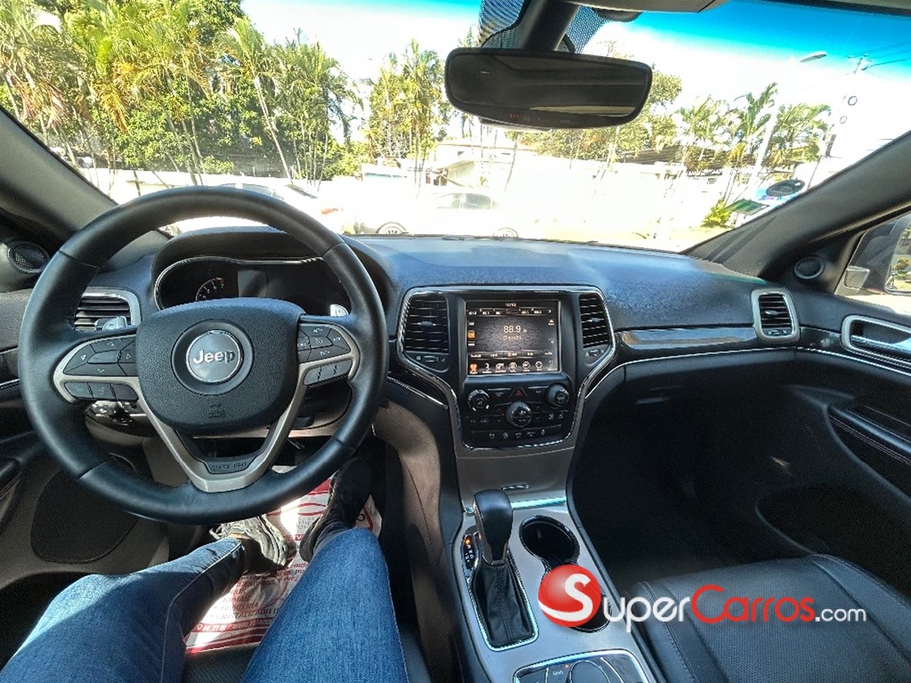 2017 Jeep Grand Cherokee Limited 75 ANIVERSARIO — foto 4 / 12