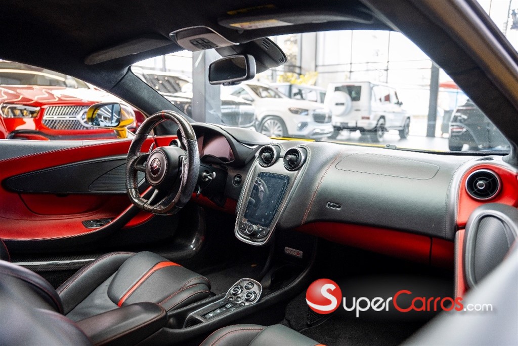 2016 McLaren 570 S Coupe — foto 7 / 12