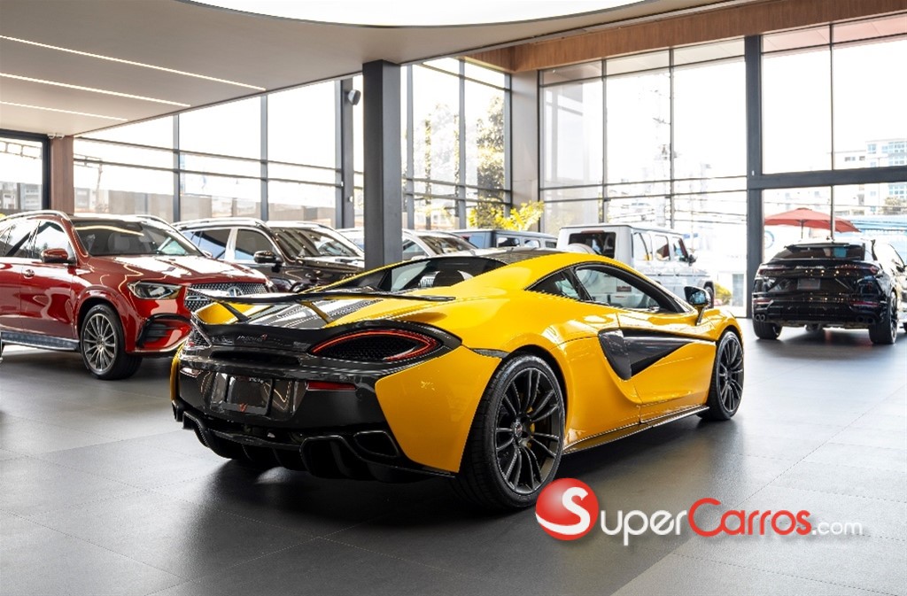 2016 McLaren 570 S Coupe — foto 10 / 12