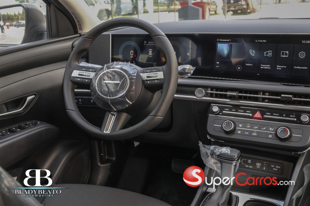 2026 Hyundai Tucson — foto 8 / 12