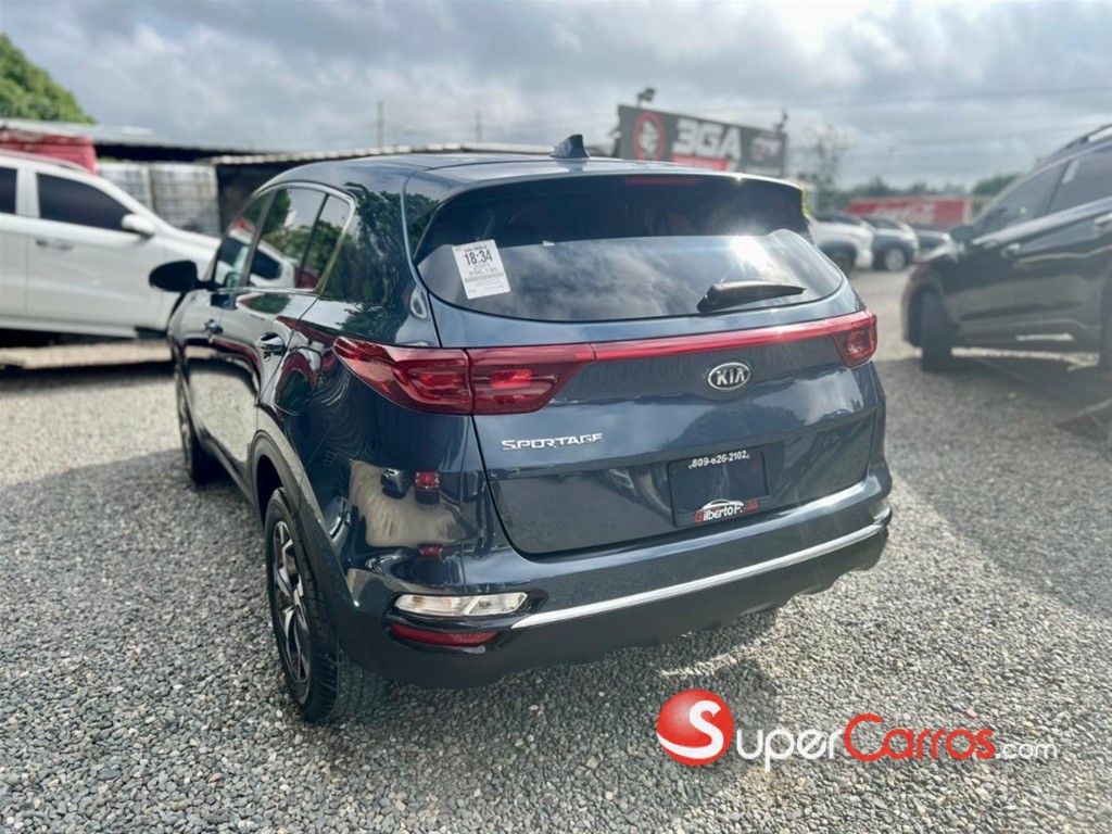 2021 Kia Sportage LX — foto 6 / 8