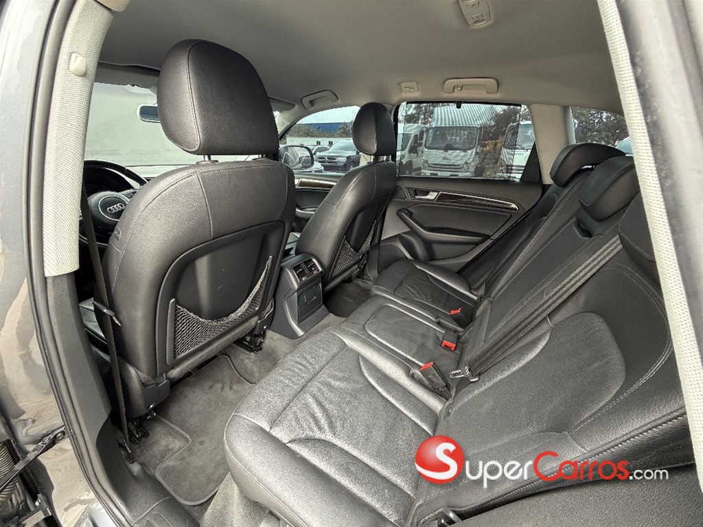 2014 Audi Q5 45 TFSI QUATTRO — foto 8 / 9