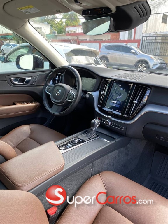2020 Volvo XC60 T6 Inscription — foto 2 / 12