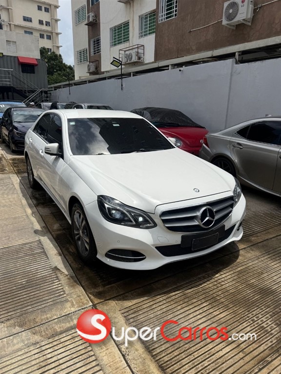 2014 Mercedes-Benz Clase E 300