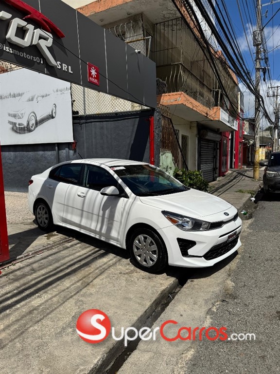 2021 Kia Rio S — foto 3 / 9