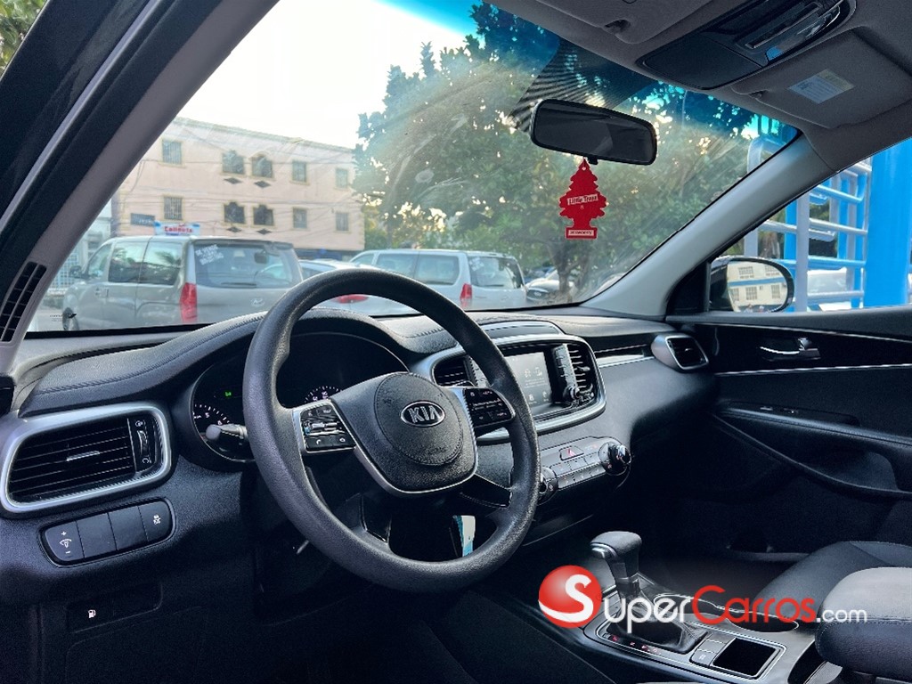 2020 Kia Sorento LX — foto 4 / 10