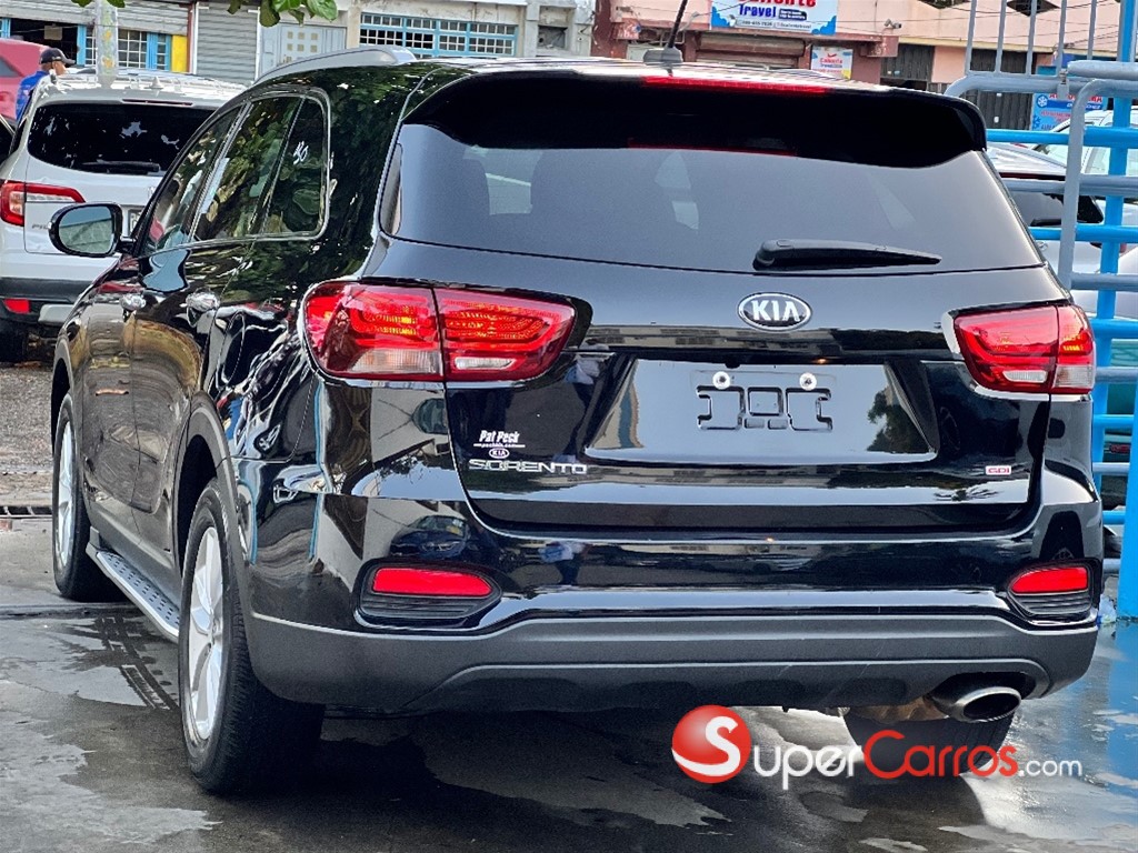 2020 Kia Sorento LX — foto 9 / 10