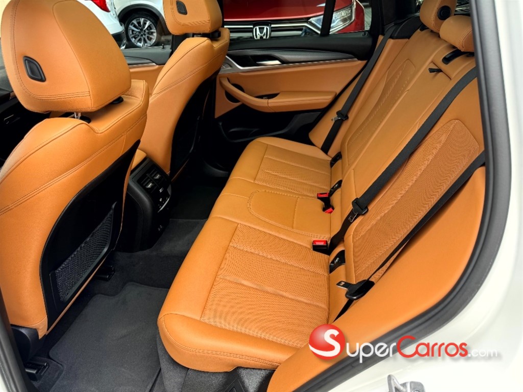 2022 BMW X 3 SDrive 30i — foto 6 / 12