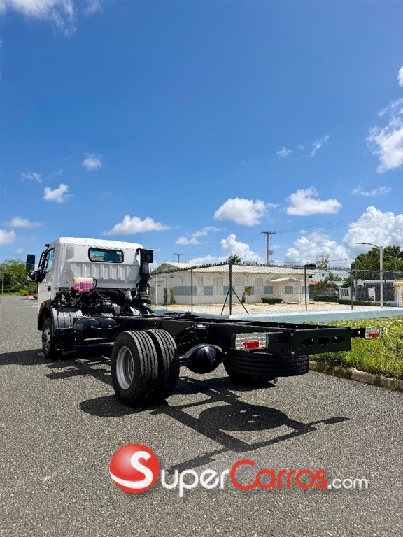 2025 Mitsubishi Motors Fuso — foto 8 / 12