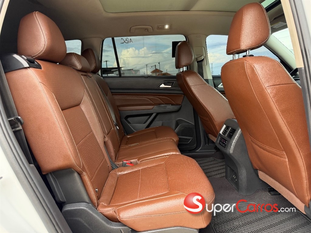 2021 Volkswagen Atlas SEL — foto 12 / 12