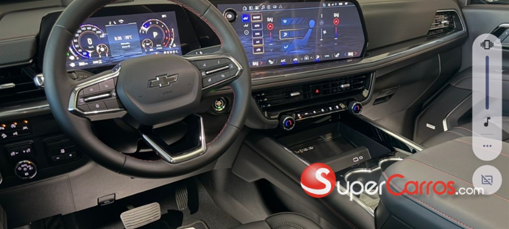 2025 Chevrolet Silverado RST — foto 8 / 12