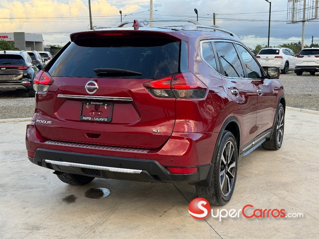2020 Nissan Rogue SL — foto 4 / 10