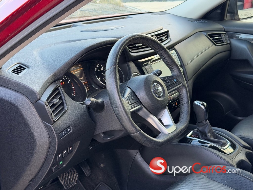 2020 Nissan Rogue SL — foto 6 / 10
