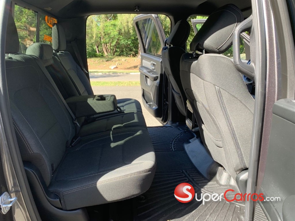 2020 Dodge Ram 1500 — foto 11 / 12