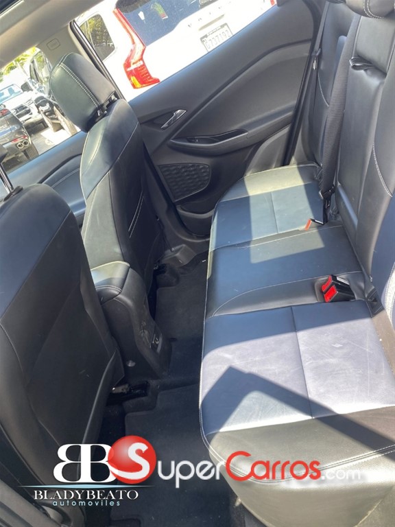 2023 Chevrolet Tracker Premier — foto 10 / 12