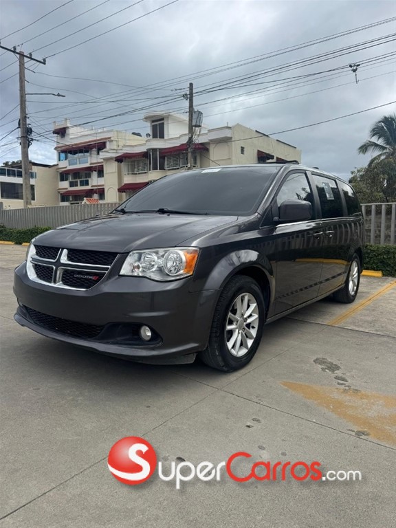 2020 Dodge Caravan SXT