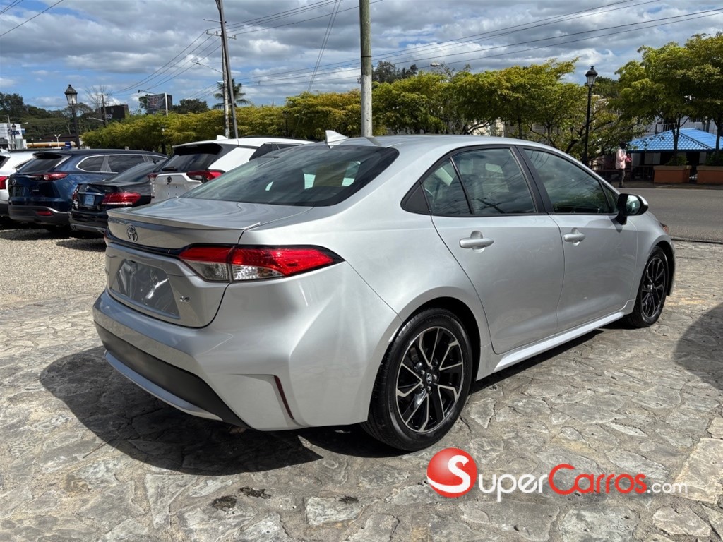 2020 Toyota Corolla LE — foto 11 / 11